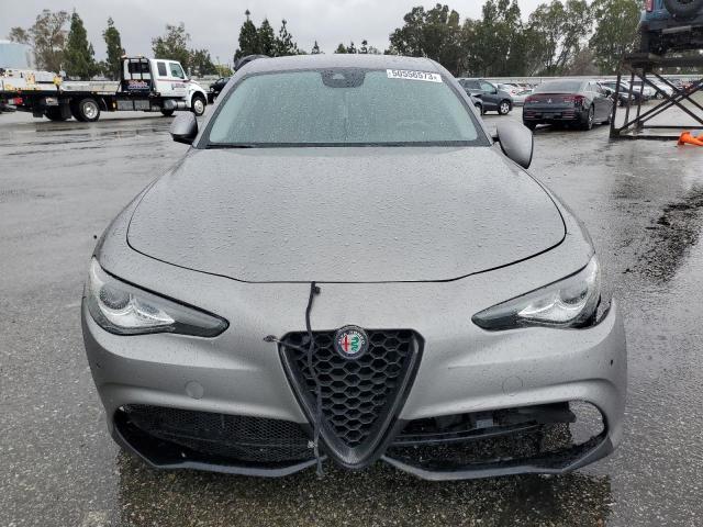 Photo 5 from auction – 2018 ALFA ROMEO GIULIA with VIN ZARFAEBN9J7563446
