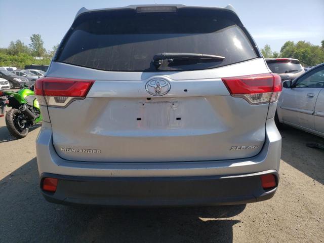 Photo 6 from auction – 2017 TOYOTA HIGHLANDER with VIN 5TDJZRFH6HS391269
