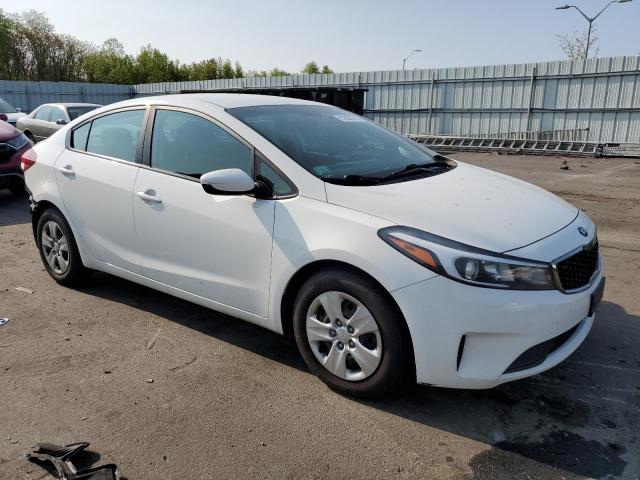 Photo 4 from auction – 2017 KIA FORTE LX with VIN 3KPFK4A72HE057312