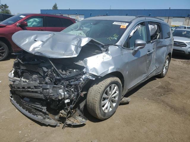 CHRYSLER PACIFICA T 2017 with VIN 2C4RC1BG0HR743760 - Photo from auction