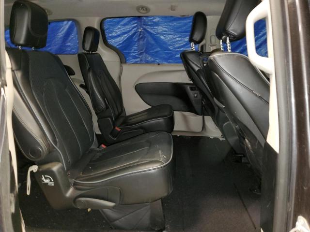 Photo 11 from auction – 2017 CHRYSLER PACIFICA L with VIN 2C4RC1GG6HR706107