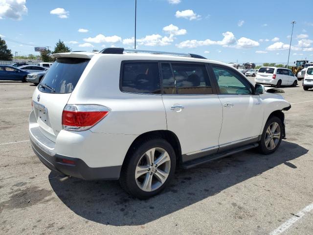 Photo 3 from auction – 2011 TOYOTA HIGHLANDER with VIN 5TDDK3EH5BS065891
