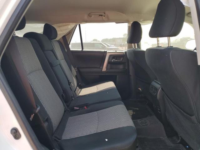 Photo 10 from auction – 2017 TOYOTA 4RUNNER SR with VIN JTEBU5JR5H5419995