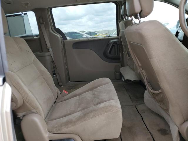 Photo 11 from auction – 2014 CHRYSLER TOWN & COU with VIN 2C4RC1BG1ER418577