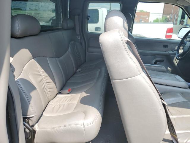 Photo 10 from auction – 2000 CHEVROLET SILVERADO with VIN 1GCEC19V2YZ297622