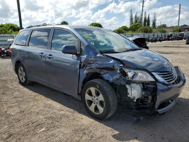 Photo 4 from auction – 2015 TOYOTA SIENNA LE with VIN 5TDKK3DC1FS651782