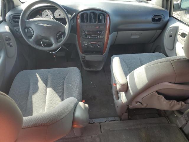 Photo 8 from auction – 2005 CHRYSLER TOWN & COU with VIN 2C4GP44R05R174478
