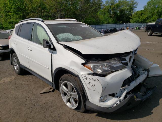 Photo 4 from auction – 2015 TOYOTA RAV4 XLE with VIN JTMRFREV7FJ045809