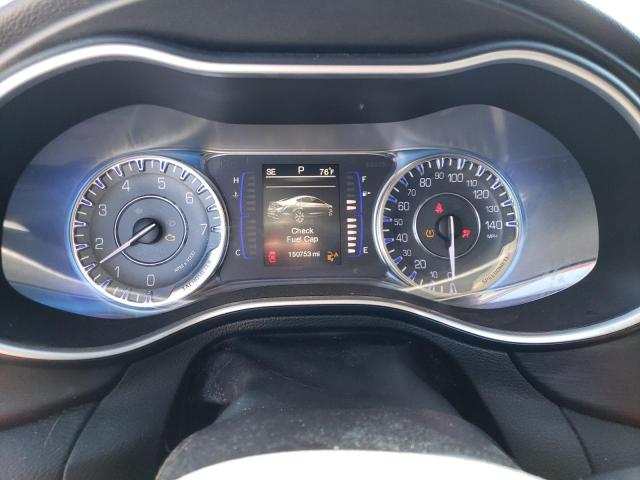 Photo 9 from auction – 2015 CHRYSLER 200 LIMITE with VIN 1C3CCCAB0FN696137