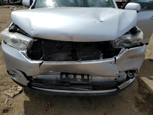 Photo 12 from auction – 2013 TOYOTA HIGHLANDER with VIN 5TDDK3EHXDS232801