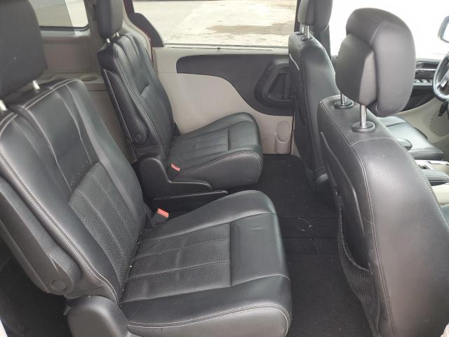 Photo 11 from auction – 2011 CHRYSLER TOWN & COU with VIN 2A4RR8DG6BR749729