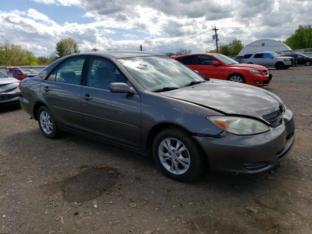 Photo 4 from auction – 2004 TOYOTA CAMRY LE with VIN 4T1BF32K54U581724