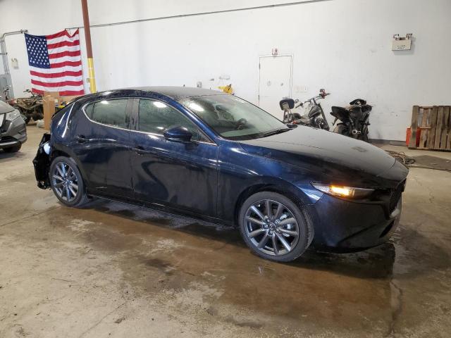 Photo 4 from auction – 2023 MAZDA 3 SELECT with VIN JM1BPAKMXP1614021