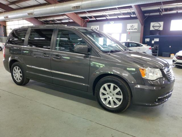 Photo 4 from auction – 2016 CHRYSLER TOWN & COU with VIN 2C4RC1BG4GR296574