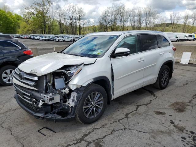 TOYOTA HIGHLANDER 2018 with VIN 5TDJZRFH1JS554013 - Photo from auction