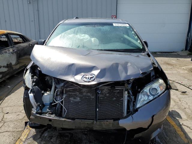 Photo 5 from auction – 2011 TOYOTA SIENNA XLE with VIN 5TDYK3DC3BS059627