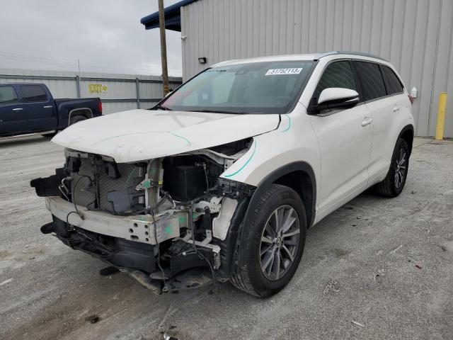 TOYOTA HIGHLANDER 2018 with VIN 5TDKZRFH8JS546298 - Photo from auction