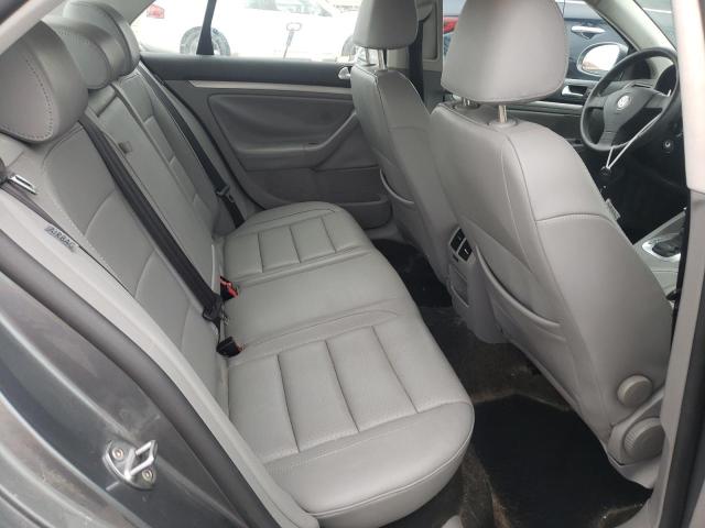 Photo 10 from auction – 2007 VOLKSWAGEN JETTA WOLF with VIN 3VWEF81K57M168076