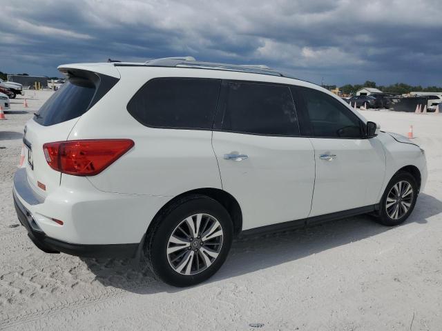 Photo 3 from auction – 2017 NISSAN PATHFINDER with VIN 5N1DR2MNXHC647830