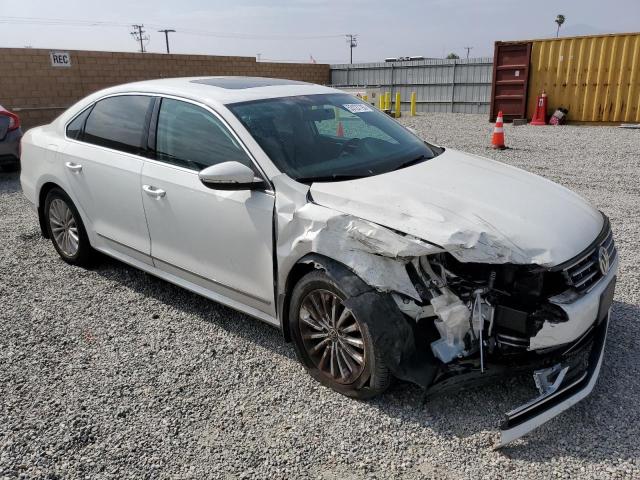 Photo 4 from auction – 2017 VOLKSWAGEN PASSAT SE with VIN 1VWBT7A32HC014975