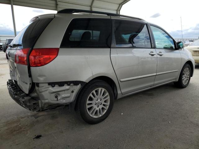 Photo 3 from auction – 2010 TOYOTA SIENNA XLE with VIN 5TDYK4CC6AS307147
