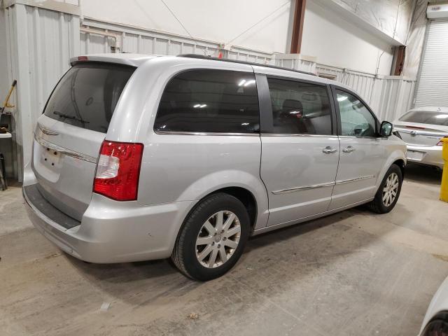 Photo 3 from auction – 2012 CHRYSLER TOWN & COU with VIN 2C4RC1CG4CR369533