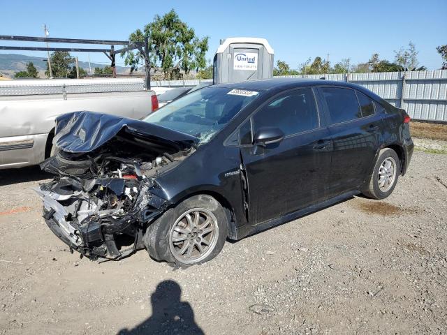 TOYOTA COROLLA LE 2020 with VIN JTDEBRBE1LJ006806 - Photo from auction