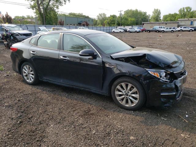 Photo 4 from auction – 2018 KIA OPTIMA LX with VIN 5XXGT4L33JG268799