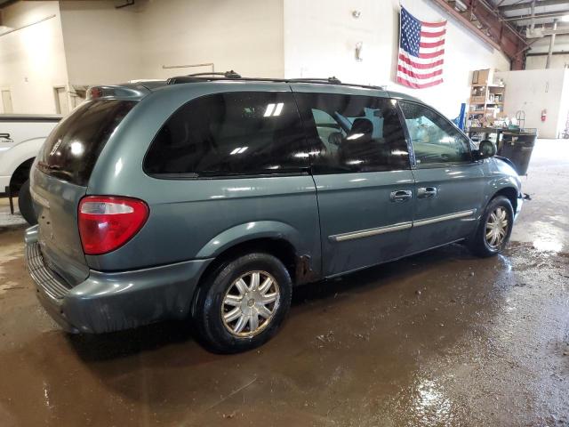 Photo 3 from auction – 2005 CHRYSLER TOWN & COU with VIN 2C8GP54L15R467550