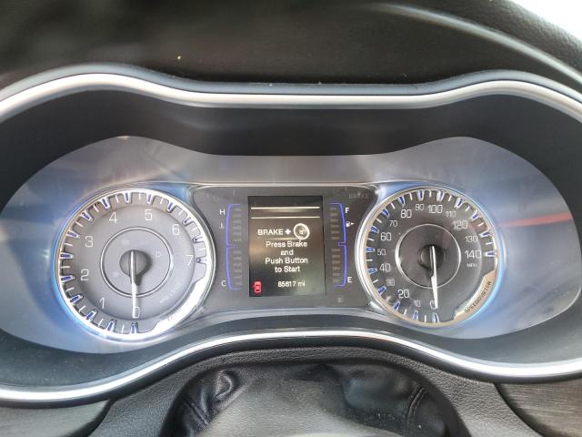Photo 9 from auction – 2015 CHRYSLER 200 with VIN 1C3CCCAG6FN704690