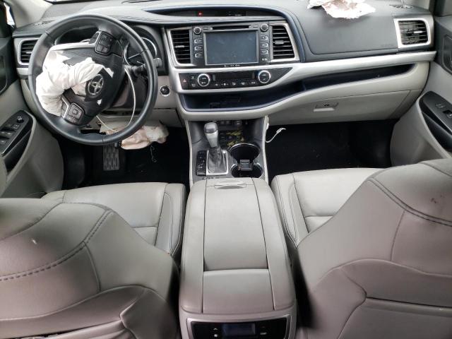 Photo 8 from auction – 2018 TOYOTA HIGHLANDER with VIN 5TDJZRFH4JS862437