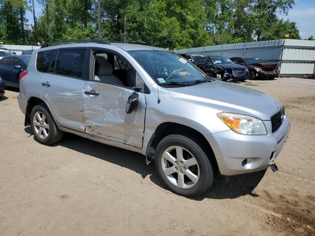 Photo 4 from auction – 2006 TOYOTA RAV4 with VIN JTMBD33V966010067
