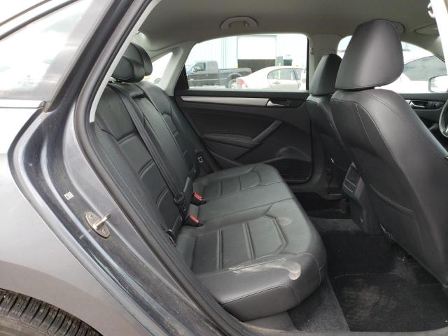 Photo 10 from auction – 2015 VOLKSWAGEN PASSAT S with VIN 1VWAT7A31FC123288