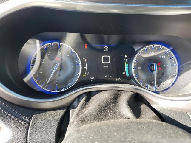 Photo 9 from auction – 2018 CHRYSLER PACIFICA L with VIN 2C4RC1GG3JR246023