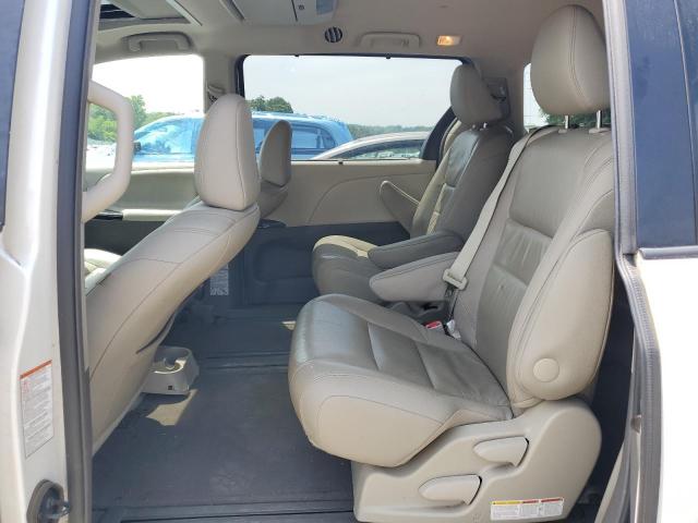 Photo 11 from auction – 2016 TOYOTA SIENNA XLE with VIN 5TDYK3DC3GS733962