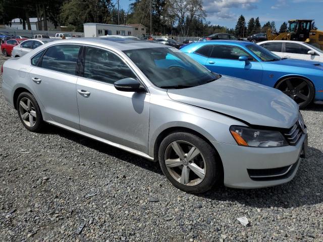 Photo 4 from auction – 2012 VOLKSWAGEN PASSAT SE with VIN 1VWBP7A35CC035574