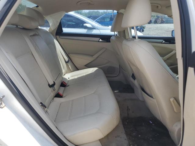 Photo 10 from auction – 2014 VOLKSWAGEN PASSAT SE with VIN 1VWBN7A32EC077208