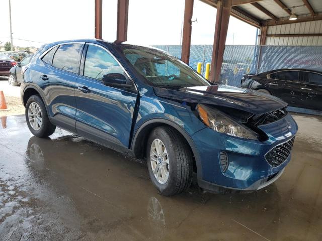 Photo 4 from auction – 2020 FORD ESCAPE SE with VIN 1FMCU9G69LUA95697