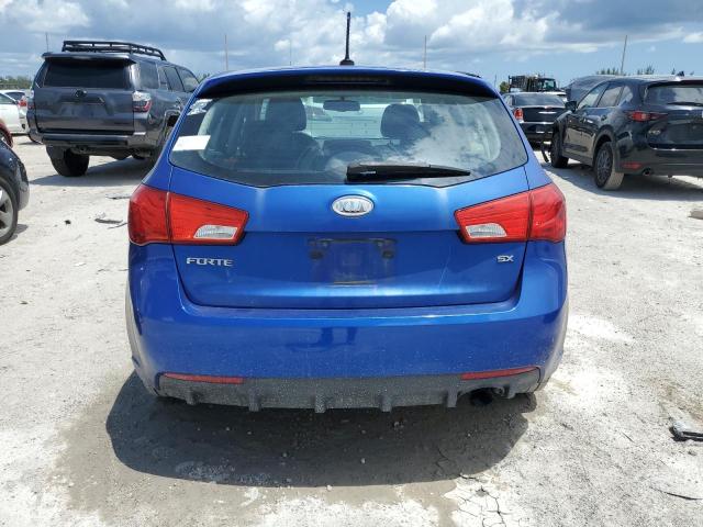 Foto 6 de la subasta – 2011 KIA FORTE SX con VIN KNAFW5A39B5390128