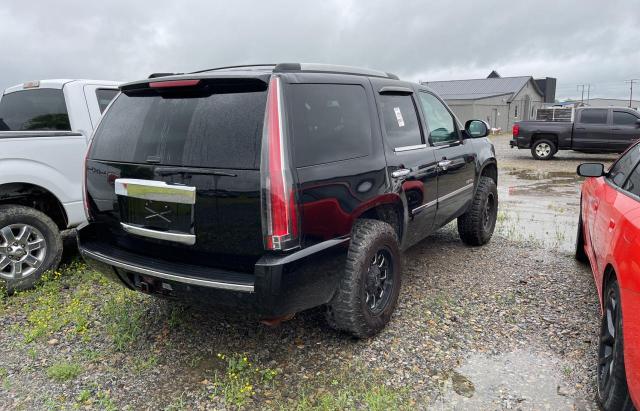 Photo 4 from auction – 2010 GMC YUKON DENA with VIN 1GKUKEEF2AR239119