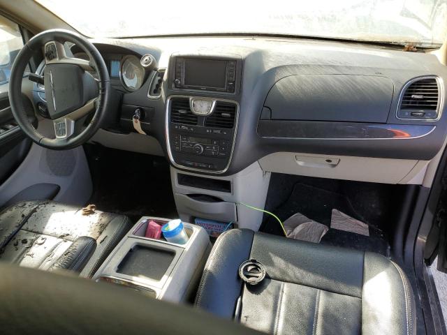Photo 8 from auction – 2015 CHRYSLER TOWN & COU with VIN 2C4RC1BG7FR644611