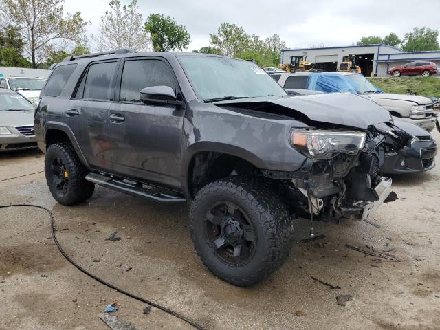 Photo 4 from auction – 2014 TOYOTA 4RUNNER SR with VIN JTEBU5JRXE5161131