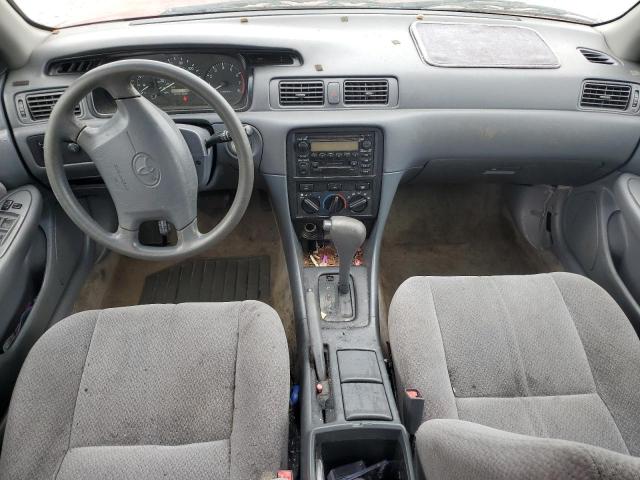 Photo 8 from auction – 2000 TOYOTA CAMRY with VIN JT2BG22K0Y0499630