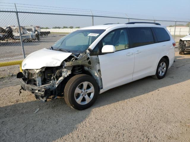 Photo 1 from auction – 2017 TOYOTA SIENNA LE with VIN 5TDKZ3DC0HS899178