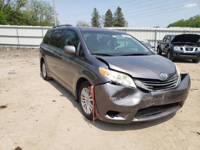 Photo 4 from auction – 2011 TOYOTA SIENNA XLE with VIN 5TDYK3DCXBS026592