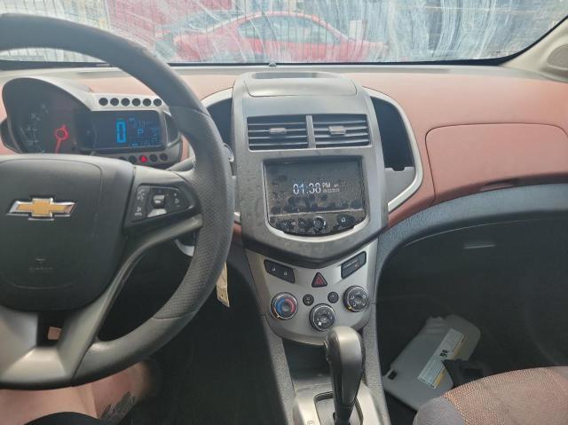 Photo 9 from auction – 2014 CHEVROLET SONIC LT with VIN 1G1JC5SH1E4135167