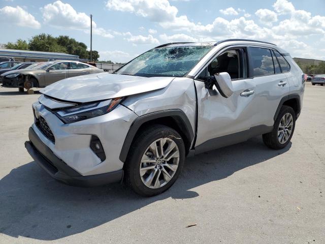 TOYOTA RAV4 XLE P 2022 with VIN 2T3C1RFV2NC197971 - Photo from auction