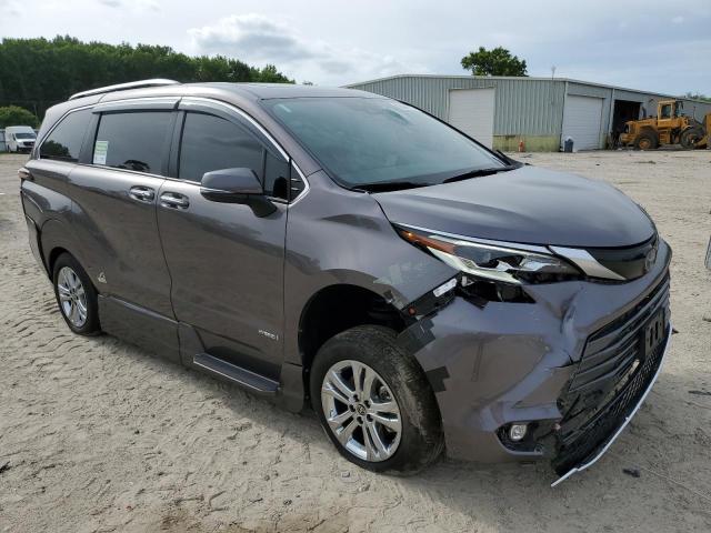 Photo 4 from auction – 2021 TOYOTA SIENNA LIM with VIN 5TDESKFC3MS024602