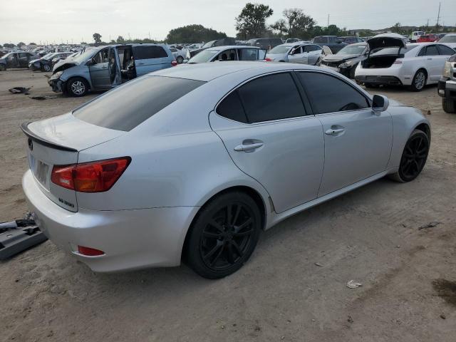 Photo 3 from auction – 2006 LEXUS IS 350 with VIN JTHBE262762000152