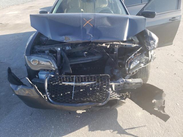Photo 11 from auction – 2018 CHRYSLER 300 TOURIN with VIN 2C3CCAAG0JH275486